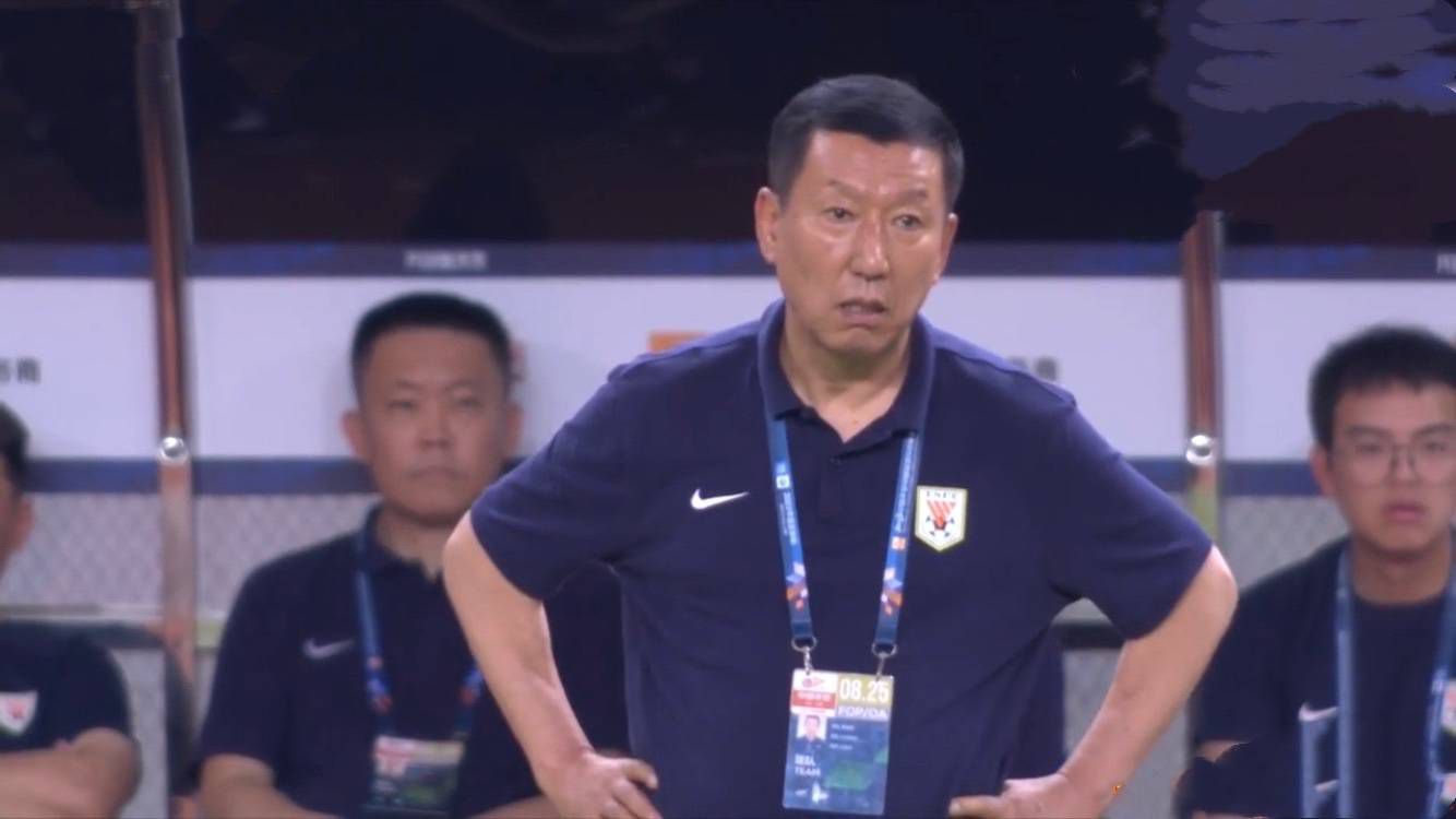 “安特卫普踢了一场很棒的比赛，创造了很多我们无法阻止的反击。